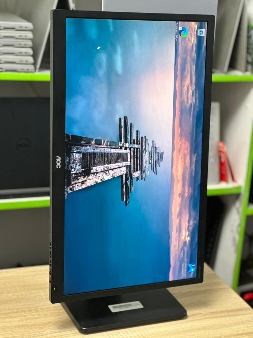 Moniteur AOC 24" Full HD IPS (I2475PXQU)