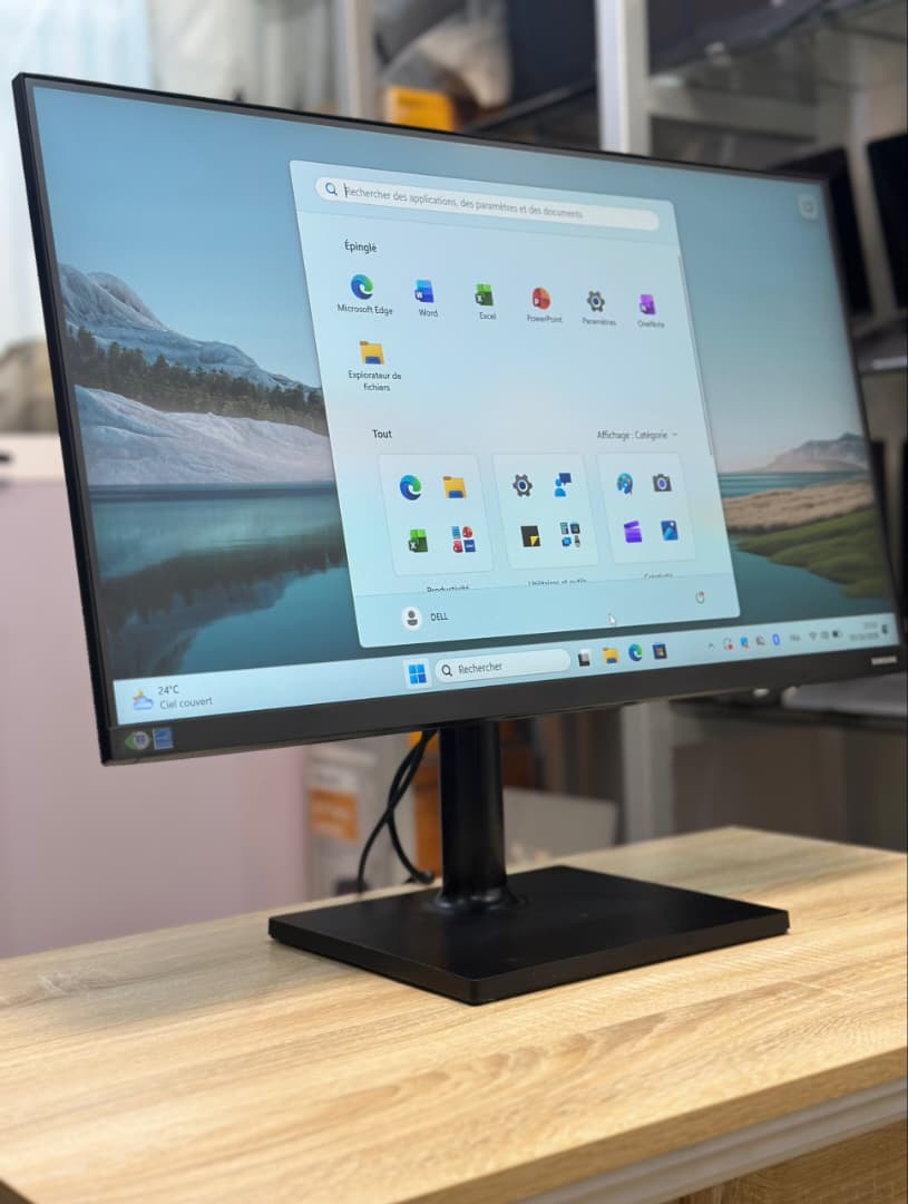 Moniteur Samsung FT45 27" sans bordure (2024)